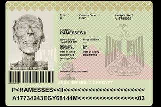 Można popatrzeć w oczy faraonowi Ramzesowi II. Wygląda jak żywy