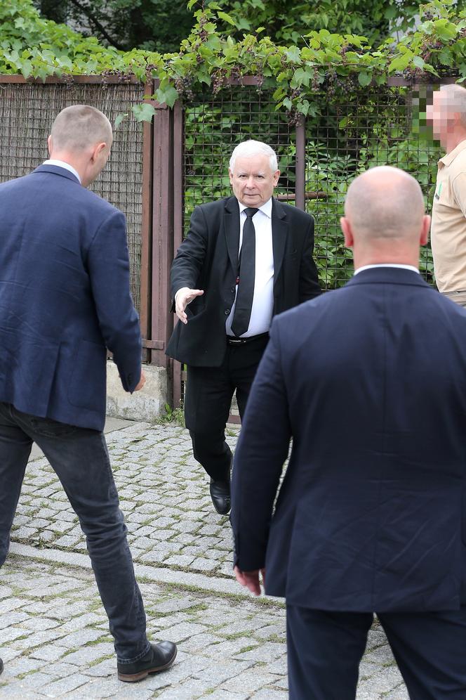 Jarosław Kaczyński pojechał do kościoła