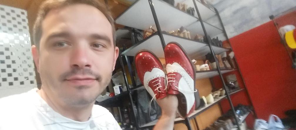 Tomasz Zimoch na meczu Polska-Portugalia będzie kibicował w butach od łódzkiego szewca!