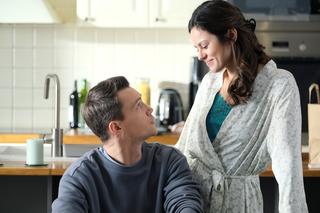 M jak miłość odc. 1725. Kasia Stawska (Paulina Lasota), Jakub Karski (Krzysztof Kwiatkowski)