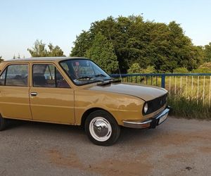 „Nasz majątek poszedł z dymem”. Kolekcja zabytkowych pojazdów spłonęła w kilka chwil