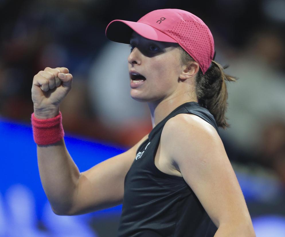 Iga Świątek wciąż królową Kataru! W finale pokonała Jelenę Rybakinę! Finał WTA Doha Świątek - Rybakina WYNIK Relacja NA ŻYWO