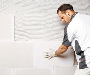 Czym ocieplić ściany od wewnątrz? Oto najlepsze materiały