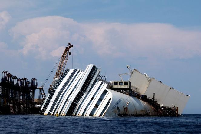 Francesco Schettino oskarżony o tragedię statku Costa Concordia. Spowodował śmierć 32 osób