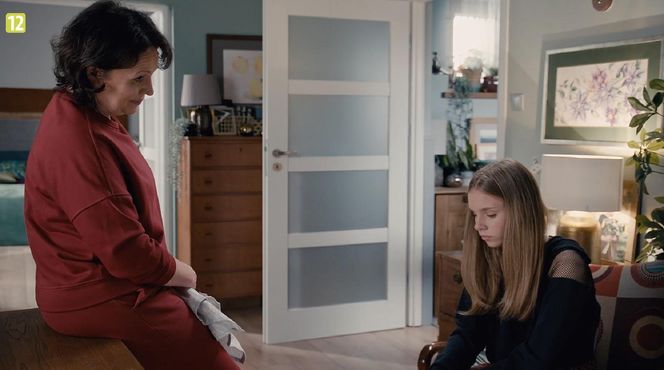 M jak miłość odc. 1883. Marysia (Małgorzata Pieńkowska), Sara (Nadia Smyczek)