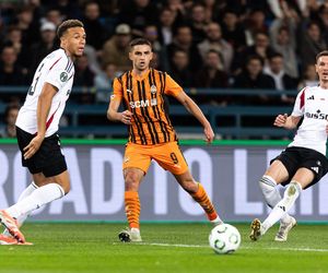 Legia - Szachtar: transparent kibiców