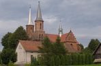 Odrzykoń - w tej wsi na Podkarpaciu w setną rocznicę insurekcji wystawiono pomnik Tadeusza Kościuszki. Stanął wśród ruin zamku