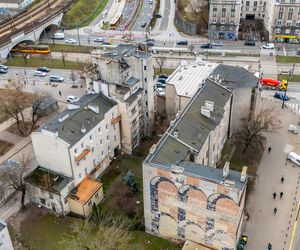 Kamienica na Mackiewicza 1 w Warszawie