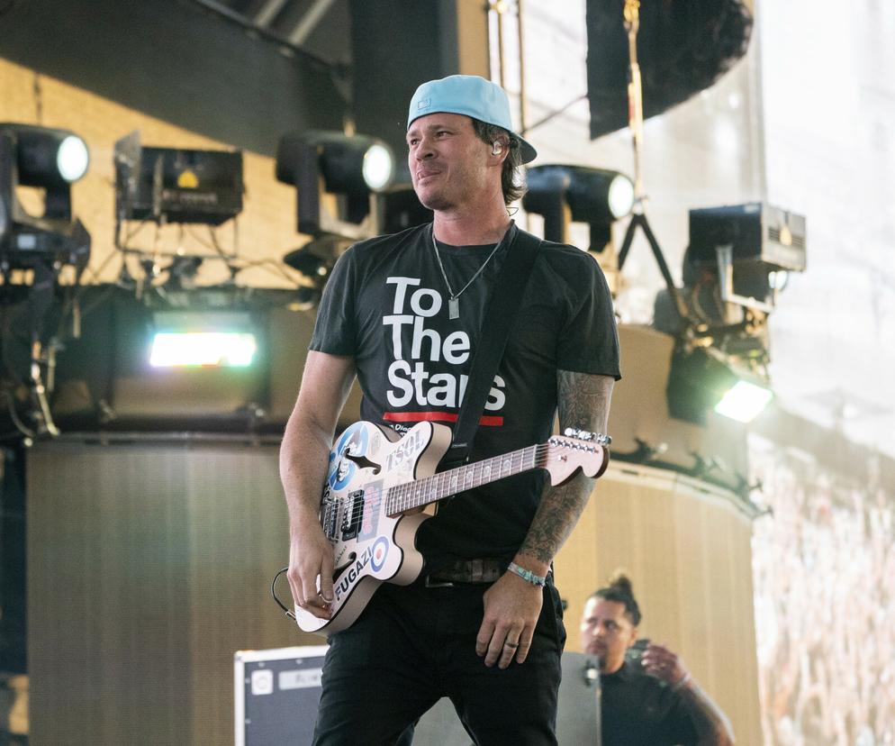 Tom DeLonge po raz pierwszy zaśpiewał numery blink-182 z czasów Matta Skiby. Co na to fani?