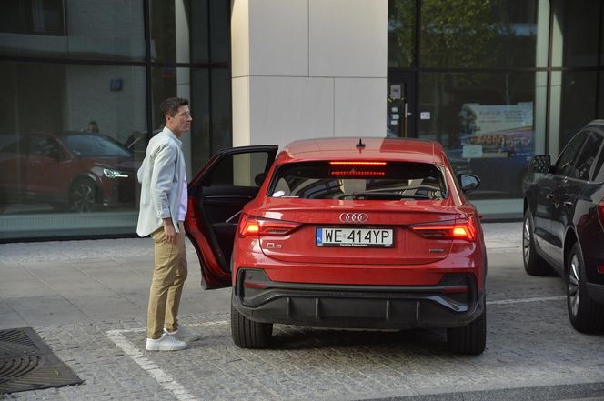 Wszystkie samochody Lewandowskiego: Od Matiza do Bentleya