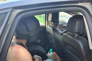 Zatłukli młotkiem Tomasza bo siedział z dziewczyną na ławce