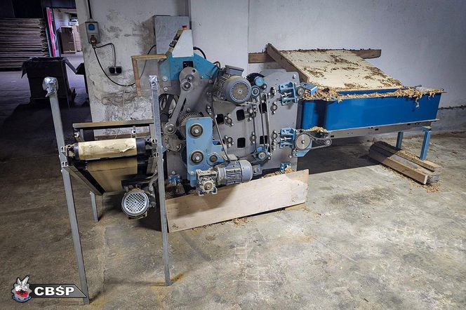 Nielegalna fabryka papierosów rozbita