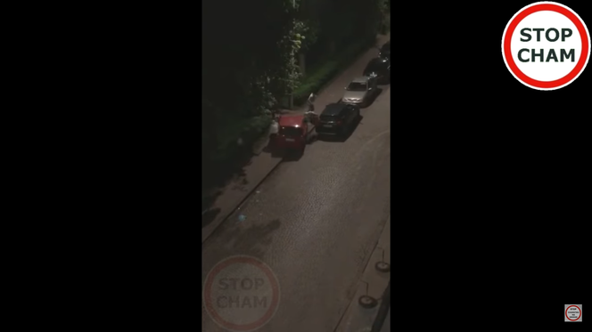 Wielka AWANTURA! Szarpanina, próba rozjechania ludzi i ucieczka