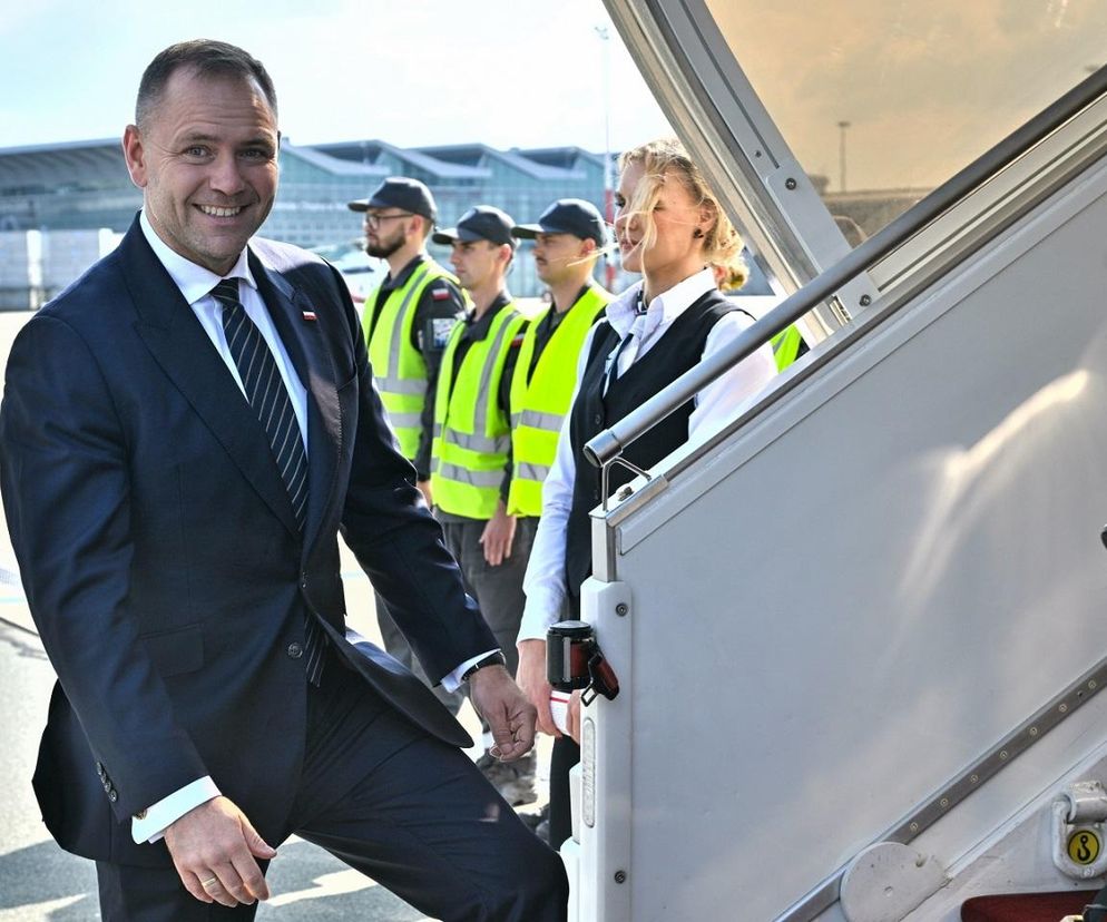 Wylot Karola Nawrockiego z Warszawy do USA