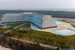 Hotel Gołębiewski przy plaży w Pobierowie. Kiedy otwarcie giganta? 