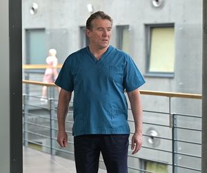 Pierwsza miłość, odcinek 4036: Chory Wenerski zrobi wszystko, by trafić pod nóż najlepszego chirurga! Stawką będzie jego życie - ZDJĘCIA