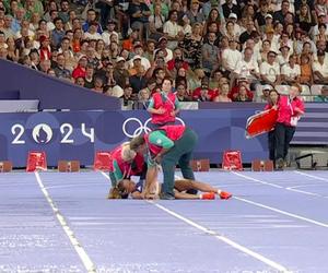 Dramat na olimpijskiej bieżni. Jedna z zawodniczek padła nieprzytomna, potrzebne były nosze