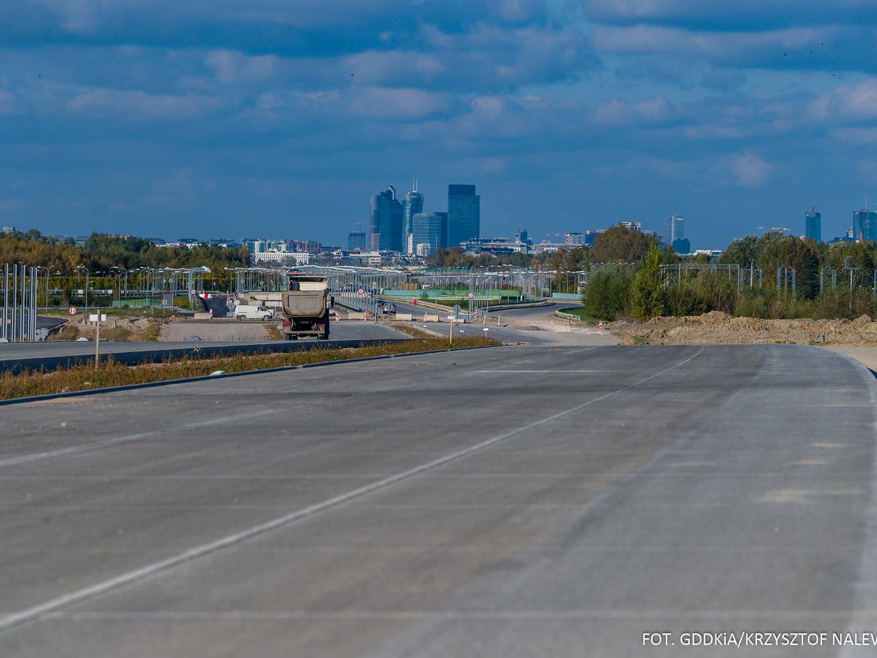 Ile km nowych dróg przybędzie w 2022 roku? Duże ułatwienia dla kierowców
