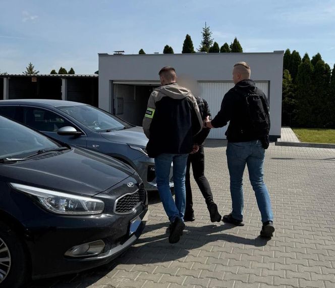 Brutalny rozbój na jadącym hulajnogą
