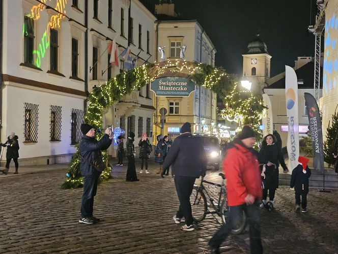 Świąteczne Miasteczko 2024 w Rzeszowie