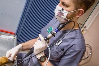 Szukali kości w gardle