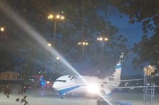 Awaryjne lądowanie samolotu na Okęciu. Pilot musiał wyłączyć silnik i spalać paliwo