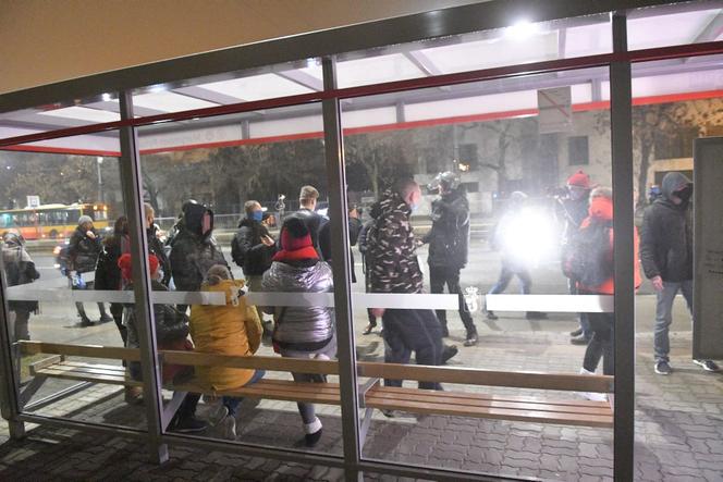 Protest pod domem Kaczyńskiego
