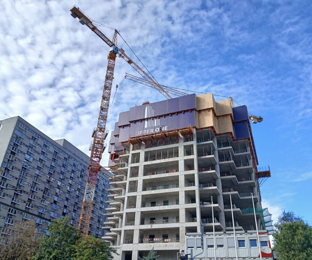Wieżowiec Upper One w Warszawie w budowie