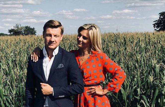 M jak miłość. Paweł (Rafał Mroczek) i Julka (Joanna Kuberska)