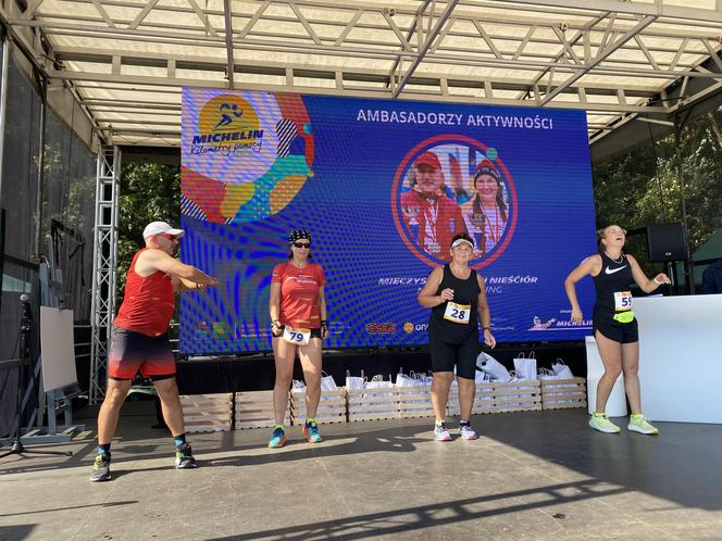 Kilometry Pomocy Michelin 2024. Sportowe emocje na plaży miejskiej w Olsztynie. Zobacz zdjęcia!