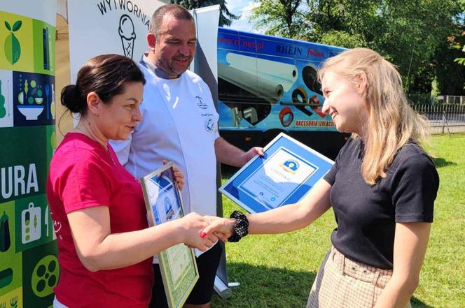 W Kórniku wytworzyli 1 030 kg lodów rzemieślniczych wytworzonych w 24 h!