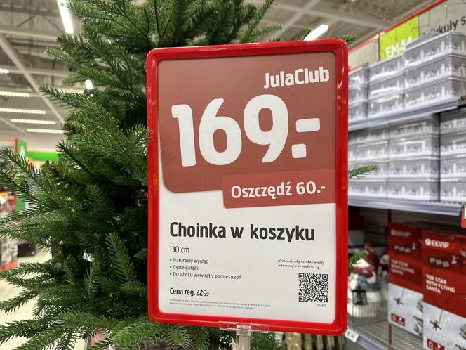 Ceny choinek w Krakowie szokują. Nawet 1299 zł za sztuczne drzewko! 