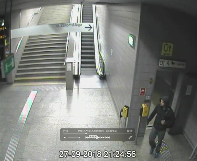 Skradziono defibrylator ze stacji metra Słodowiec. Poznajecie tego mężczyznę? [ZDJĘCIA]