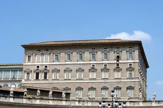 Skromnie czy majestatycznie? Gdzie zamieszka papież Leon XIV?