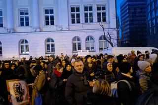 Marsz przeciwko przemocy po brutalnym ataku na 25-letnią Lizę