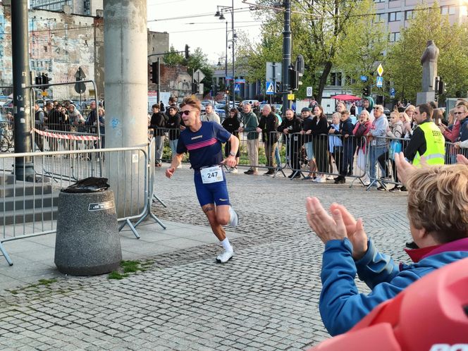 Rossmann Run 2025. Tłumy biegaczy wzięły udział w biegu ulicą Piotrkowską