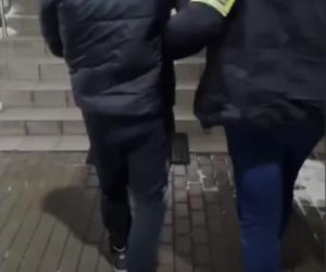 21-latka umówiła się na randkę z pokrzywdzonym. Doszło do brutalnego napadu