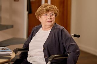 Na Wspólnej odc. 4011. Krystyna Agier (Małgorzata Knothe)