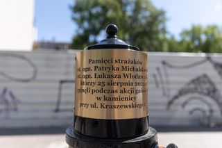 Tablica na hydrancie