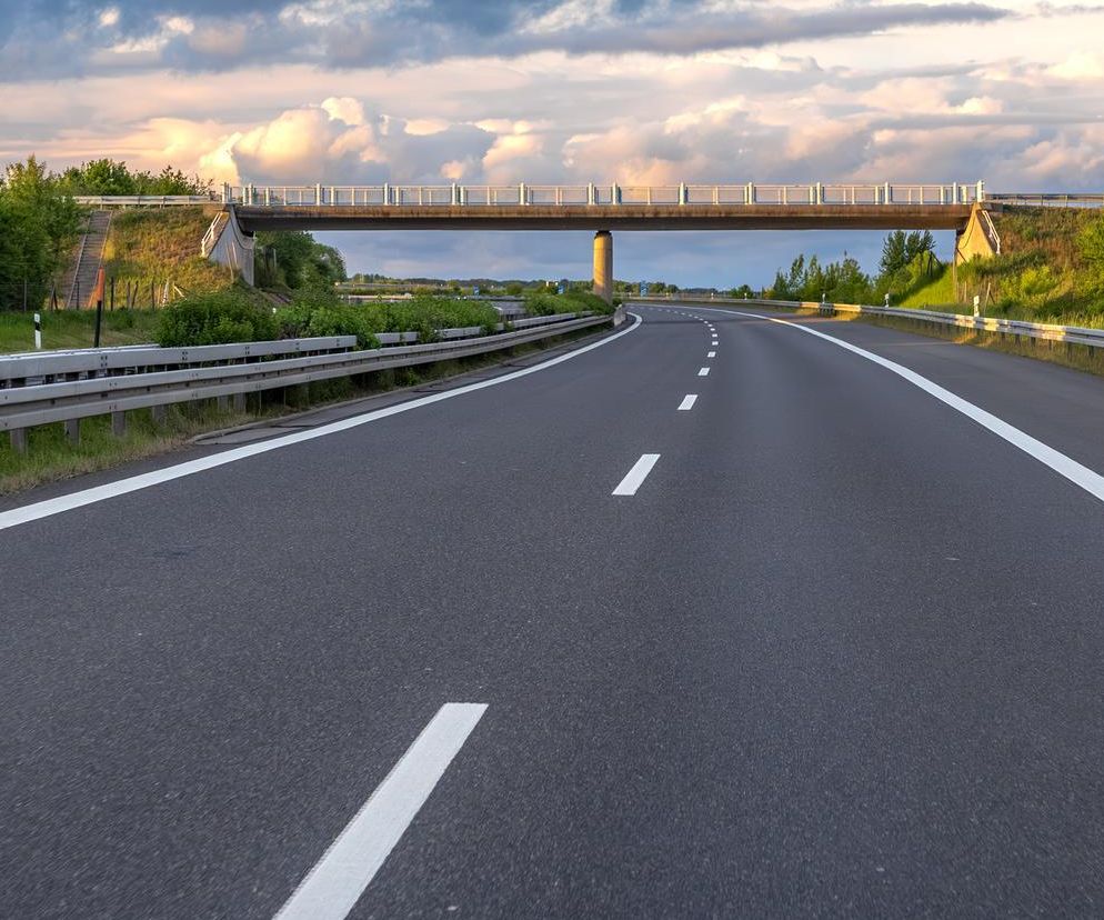 Droga, ulica, autostrada, trasa, droga ekspresowa