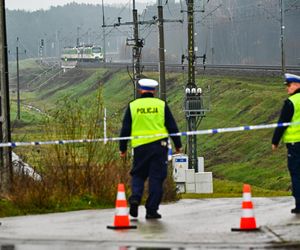 Nowy trop w sprawie dywersji na kolei. Służby namierzyły karty SIM użyte do zdalnej detonacji