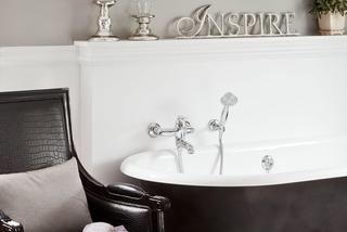 Dekoracyjne lustro w łazience