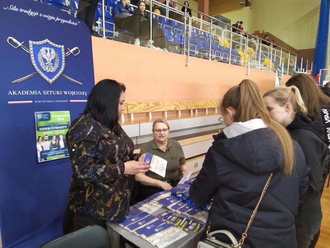 Fotorelacja z 14. Targów Edukacyjnych i dni otwartych w Zespole Szkół Ponadgimnazjalnych nr 3 w Siedlcach