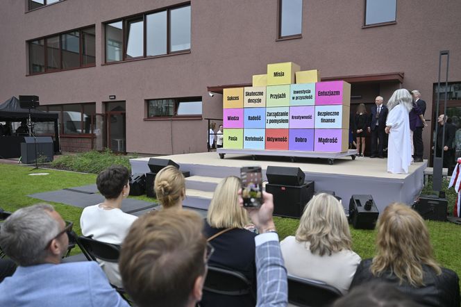 Rozpoczęcie roku w nowej szkole na Mokotowie. Zbudował ją deweloper