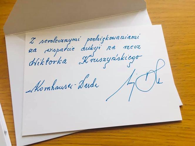 Para Prezydencka wspiera Wiktorka Kruszyńskiego! Andrzej i Agata Duda przekazali piękne przedmioty na licytację