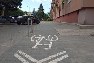 Ścieżka rowerowa wzdłuż ul. Dąbrowskiego