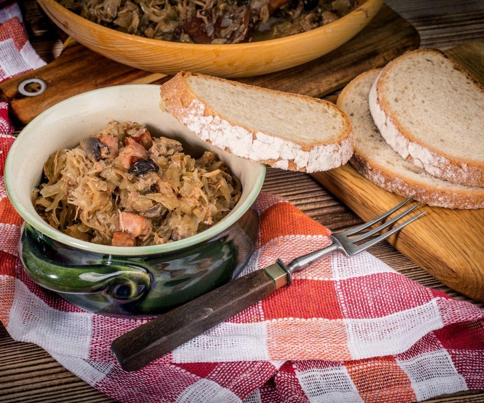 Bigos jak u babci. Klasyczny przepis na prawdziwy smak dzieciństwa
