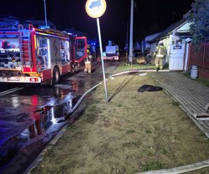 To mogło skończyć się tragedią! Pożar budynku, w którym przebywały dwie osoby