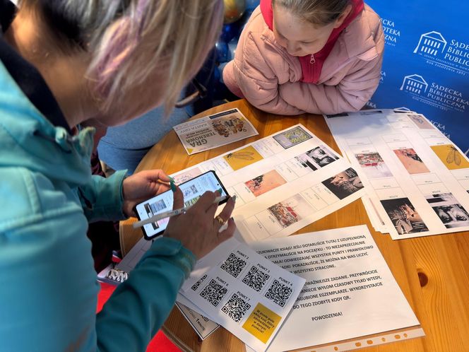 Gra terenowa „BIBLIOTEKA I PRZYJACIELE: WSPÓLNA MISJA". Kampania zrealizowana w ramach Tygodnia Bibliotek, którego organizatorem jest Stowarzyszenie Bibliotekarzy Polskich