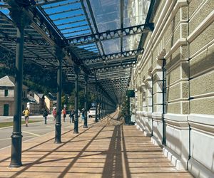  Canfranc Estación, Hiszpania. Dawny dworzec kolejowy zamienił się w luksusowy hotel